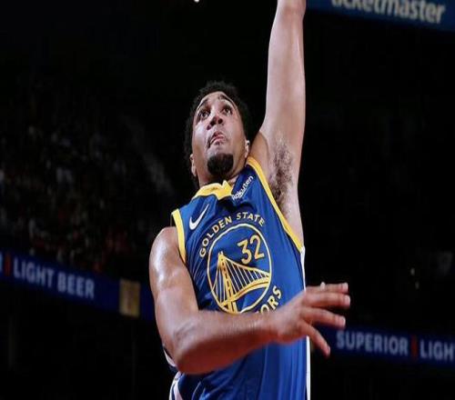 雄鹿逆转击,败热火取得,四连胜,博鱼体育官网,博鱼体育app,博鱼体育APP下载